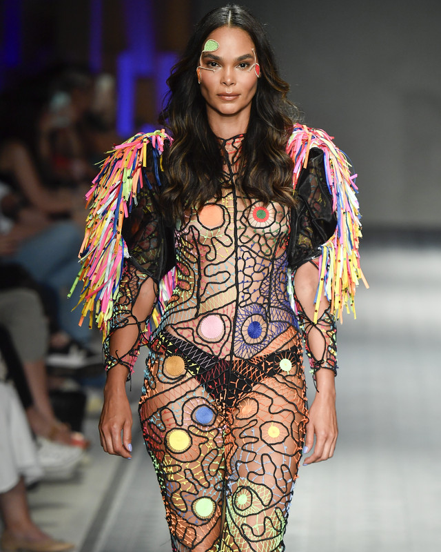 Renda Irlandesa no Brasil Eco Fashion Week. Fotos: Ag&ecirc;ncia Fotos.